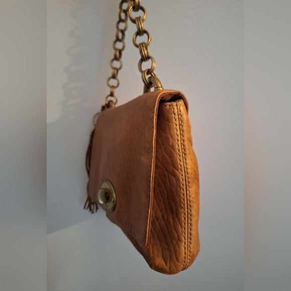 Vintage Fossil Leather Shoulder Bag with Chain Strap & Tassel Tan Color - Picture 7 of 9
